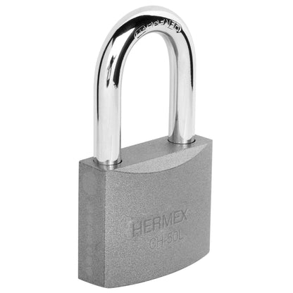 Candado de hierro 50 mm con gancho largo HERMEX. Seguridad resistente para puertas, bodegas y rejas