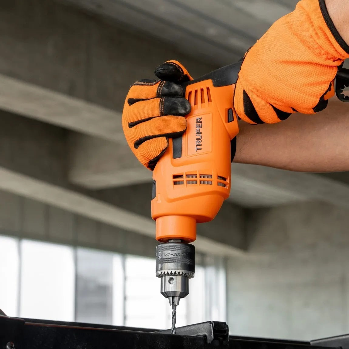 Rotomartillo TRUPER PRO 1/2" 600W ROTO-1/2A10 - Taladro Percutor Profesional