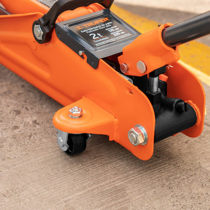 Gato Hidráulico de Patín 2 Toneladas Truper GAPA-2E - Levantamiento Seguro con Ruedas Giratorias y Válvula de Seguridad - 30 Movimientos